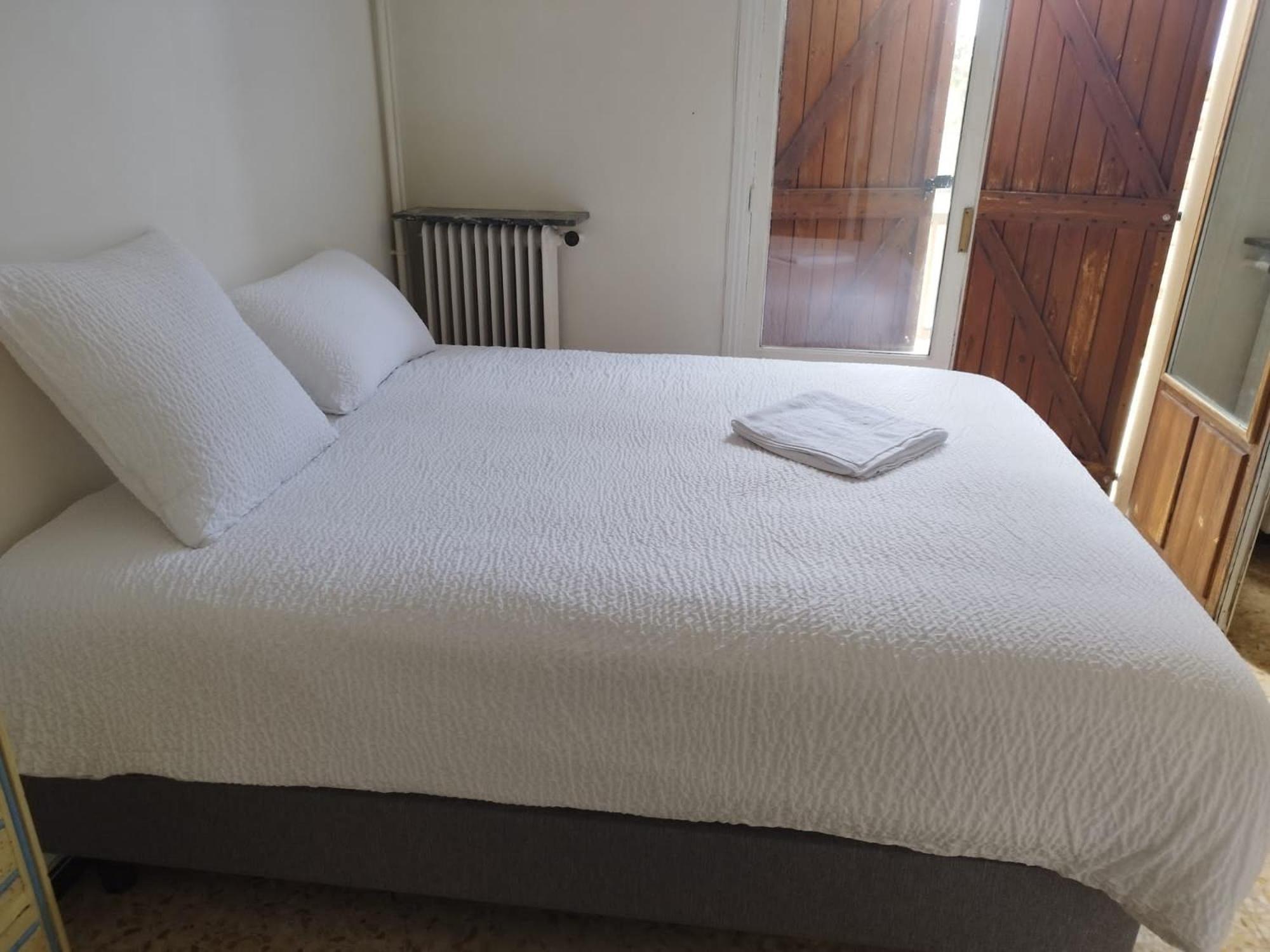 Appart'Hotel Des 3 Vallees Le Pied A Terre Seranon Exterior photo